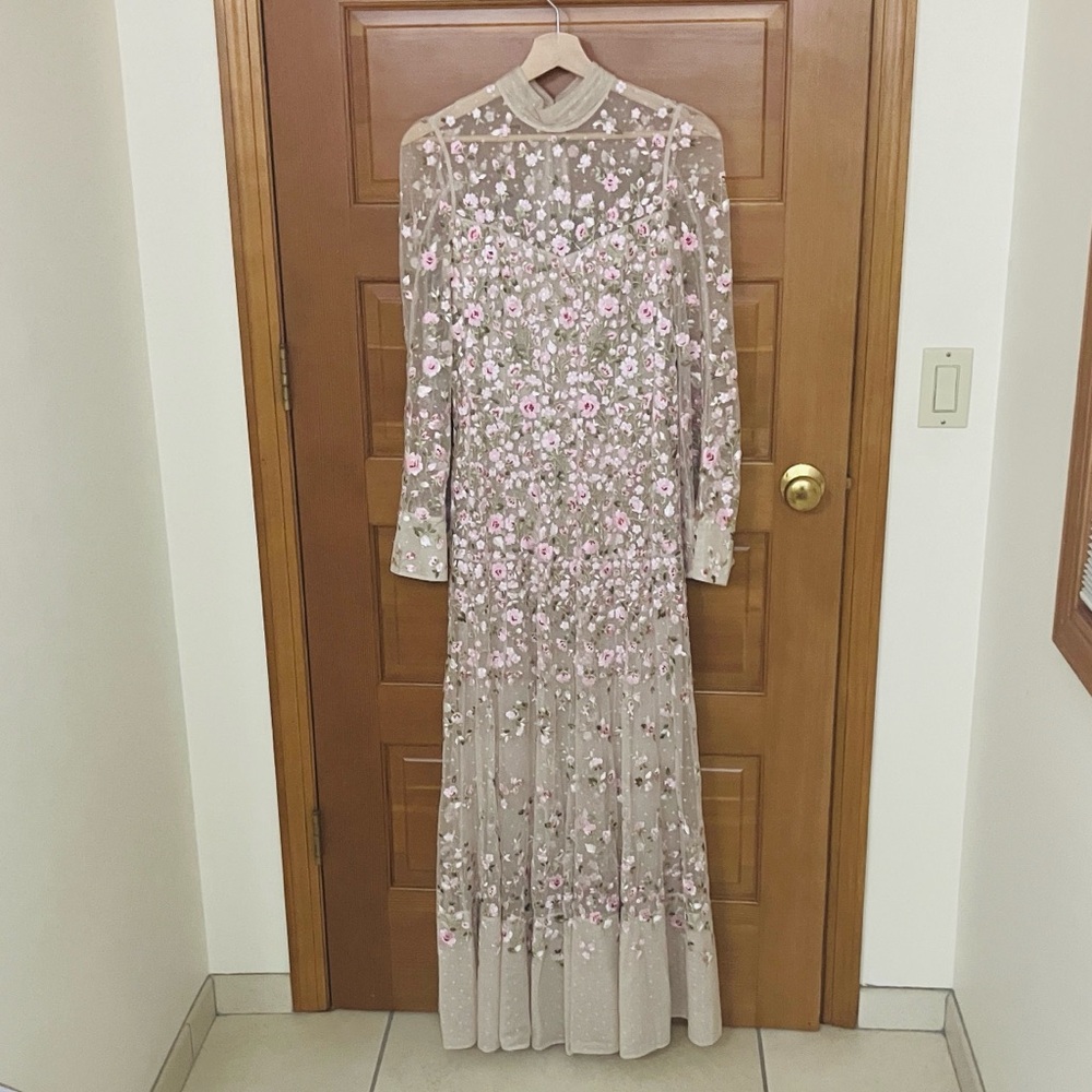 Needle & Thread Size 4 Sylvia Rose Long Sleeve Ankle Maxi Gown in Champagne - Picture 4 of 8